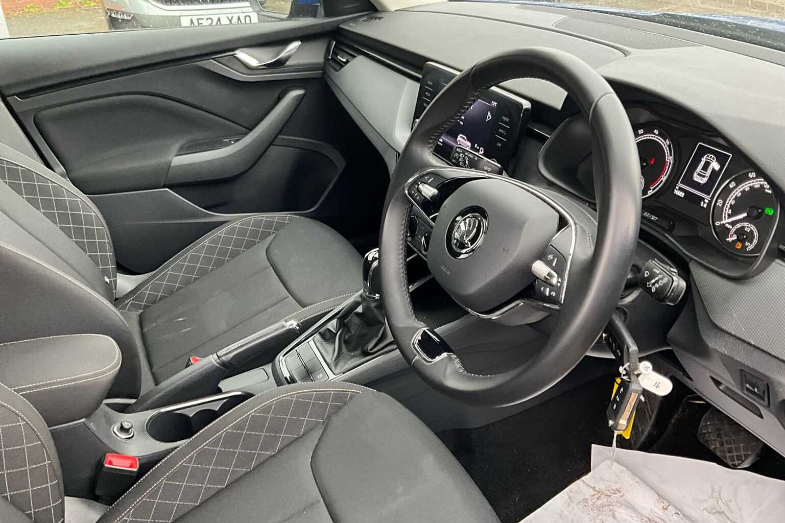SKODA KAMIQ 1.0 TSI 110 SE 5dr DSG
